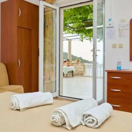 Διαμέρισμα Azure - One Bedroom Marta Saplunara